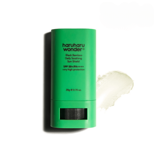 Black Bamboo Daily Soothing Sun Shield
SPF50+ PA++++ (20g)